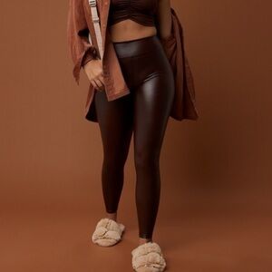 Offline by Aerie Real Luxe Faux Leather Brown Leggings Size Medium NEW